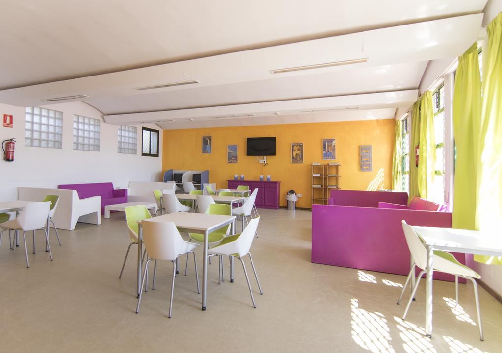 Albergue Inturjoven 푼타움브리아 외부 사진